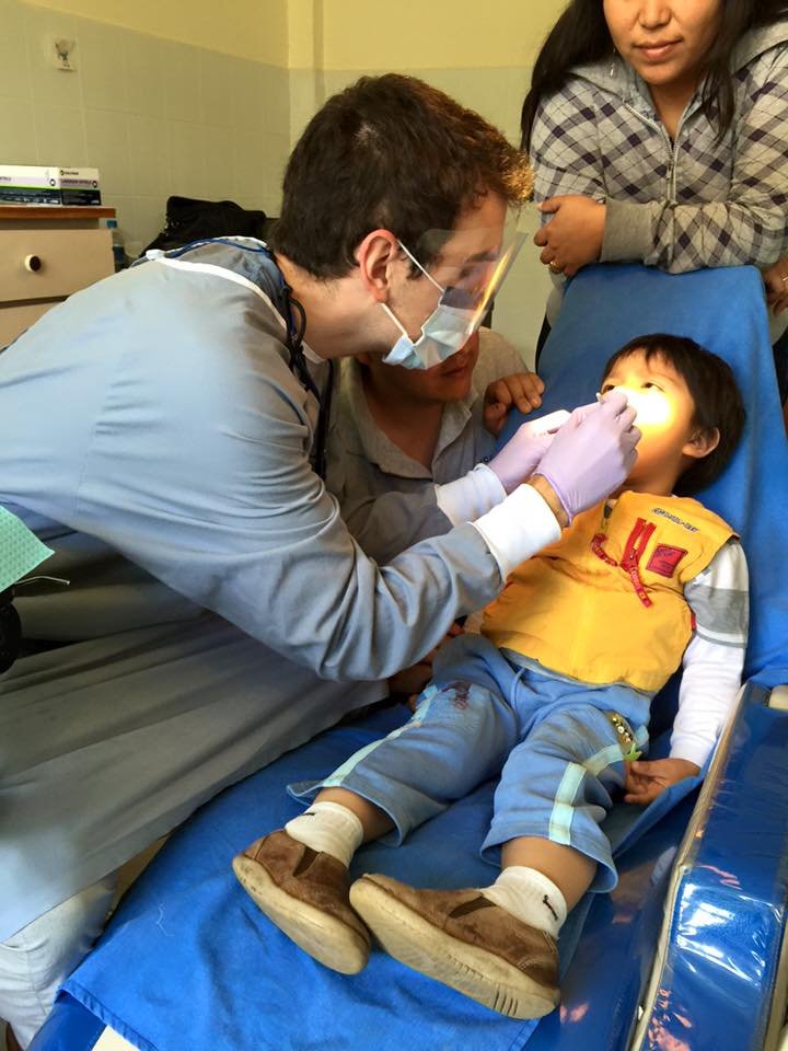 Dr Ormaza - Smilodon Dental + Implants - Nashville